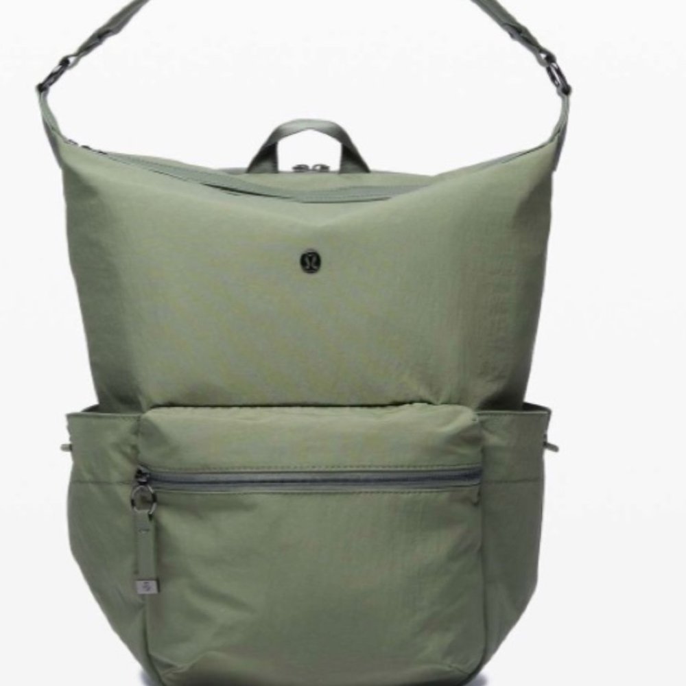 Lululemon Easy Days Backpack in Medium olive